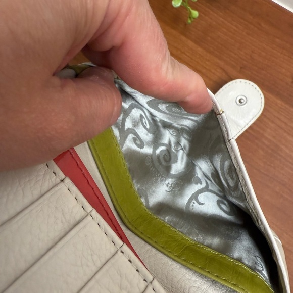 Brighton Leather Wallet White With multicolor Braided band around - Picture 15 of 16